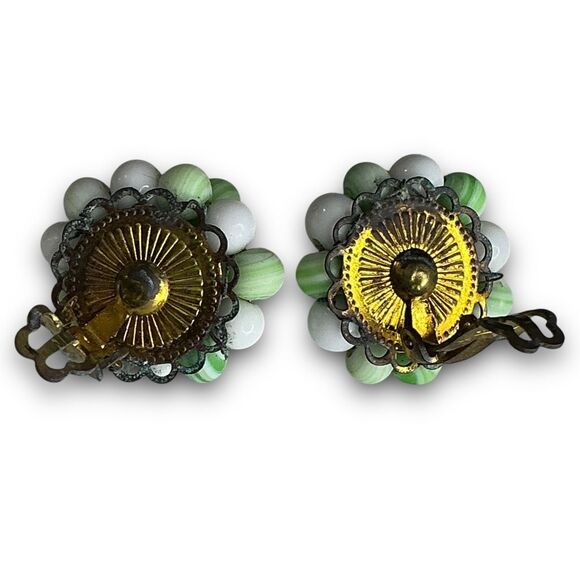 Vintage Classy Gold Toned Mint Green & White Faux Pearl and Clear Bead Cluster C - Picture 5 of 6